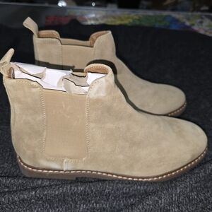 Steve Madden Tan Suede Ankle Booties